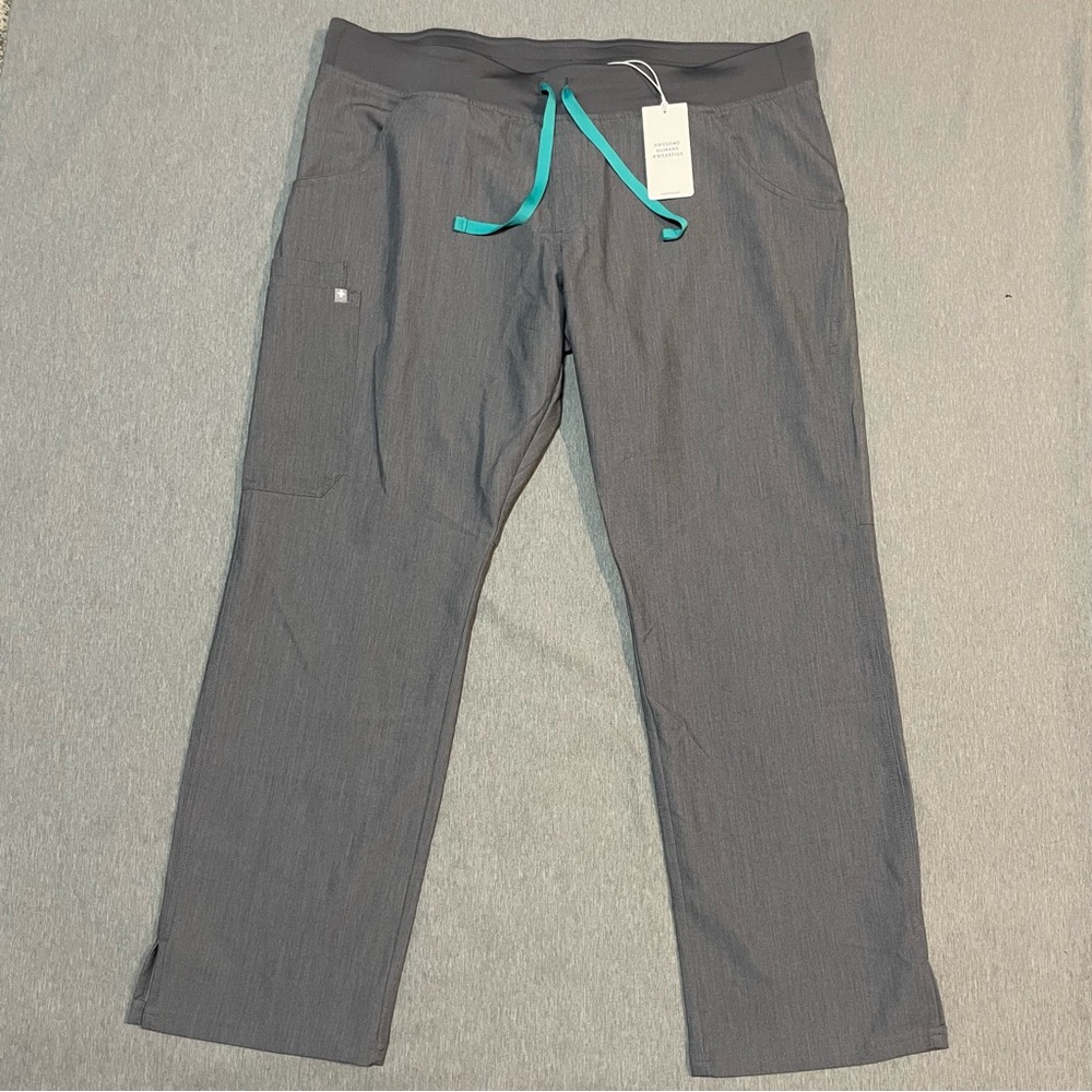 FIGS Kade Cargo Scrub Pants XL Petite Charcoal NWT T21004P Women’s